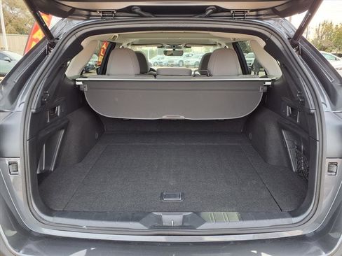 Used 2023 Subaru Outback Premium image 29