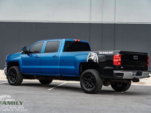 Used 2018 Chevrolet Silverado 3500 W/T image 5