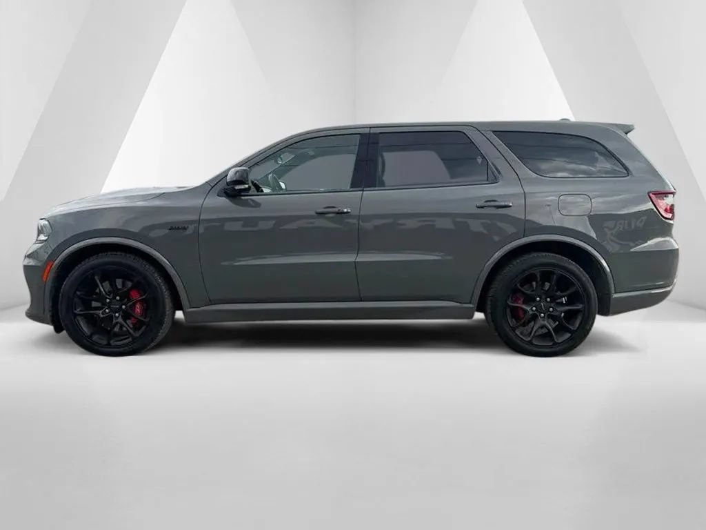 Used 2022 Dodge Durango SRT w/ Technology Group AWD/4WD image 4