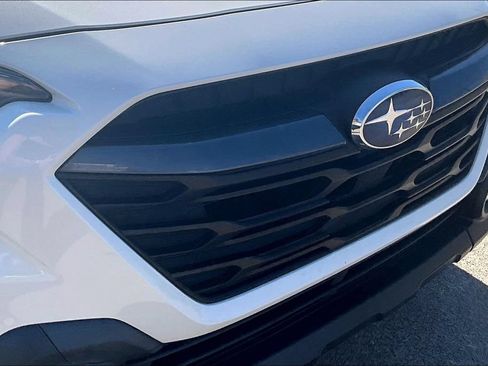 Used 2023 Subaru Outback Premium AWD/4WD image 32