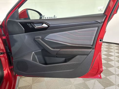 Used 2025 Volkswagen Jetta GLI Autobahn image 26