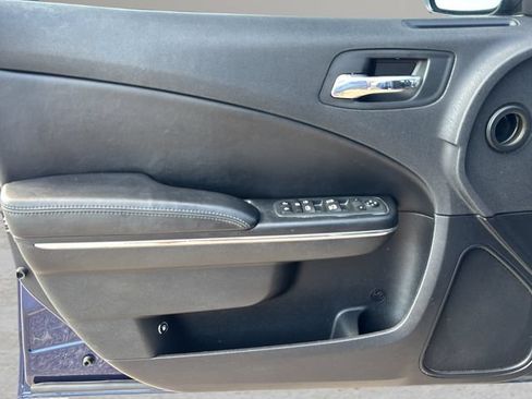 Used 2013 Dodge Charger SXT RWD image 16