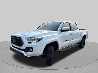 Used 2020 Toyota Tacoma SR5 w/ SR5 Appearance Package (SM) RWD video 3