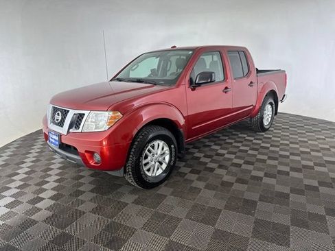 Used 2015 Nissan Frontier SV RWD image 4
