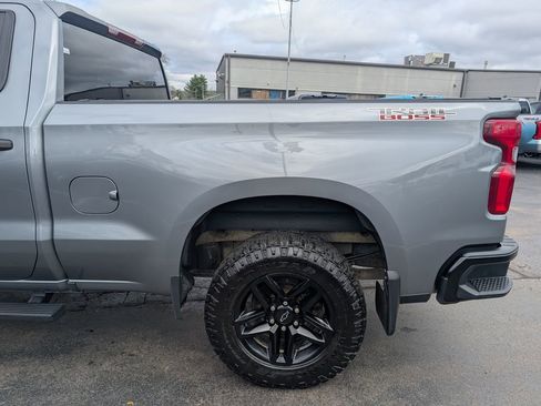 Used 2020 Chevrolet Silverado 1500 Custom Trail Boss w/ Custom Convenience Package AWD/4WD image 4