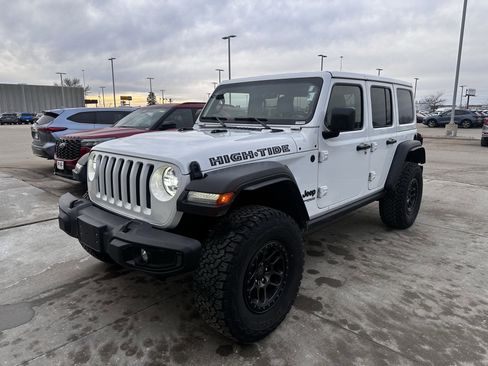 Used 2022 Jeep Wrangler Unlimited Sport image 2