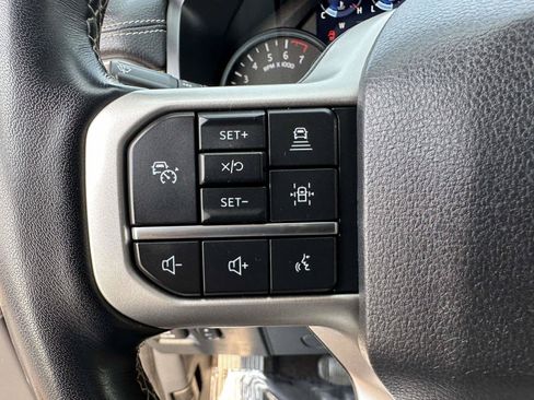 Used 2022 Ford Expedition Limited AWD/4WD image 16