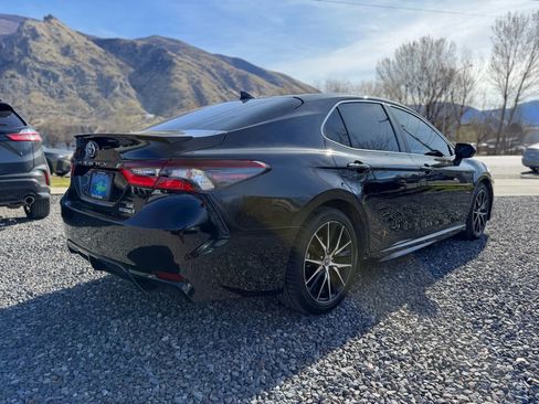 Used 2023 Toyota Camry SE image 8