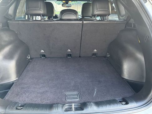 Used 2025 Jeep Compass Limited image 25