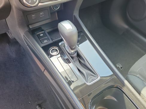 Certified 2024 Nissan Kicks SV FWD image 22