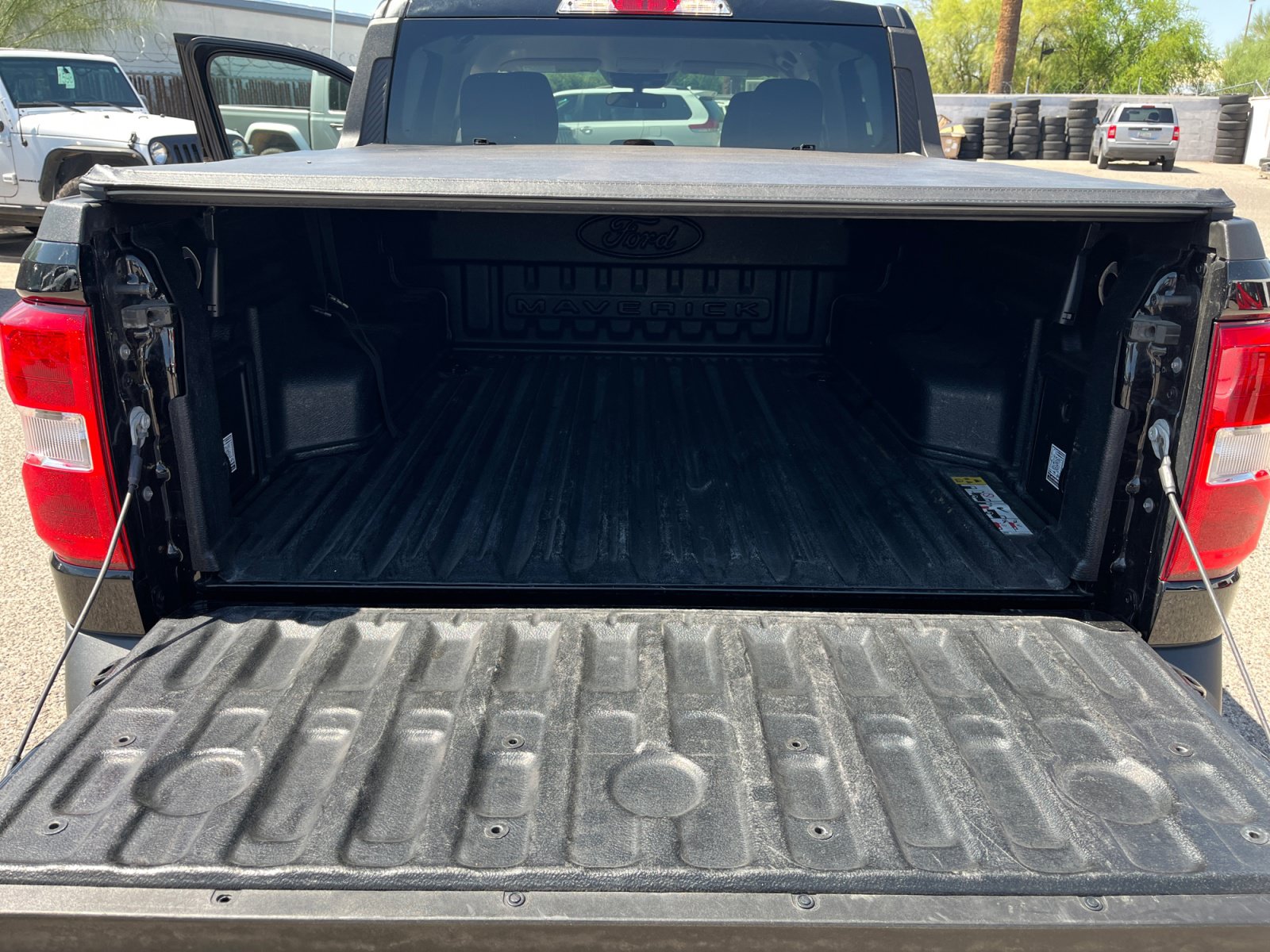 Used 2025 Ford Maverick XLT FWD image 29