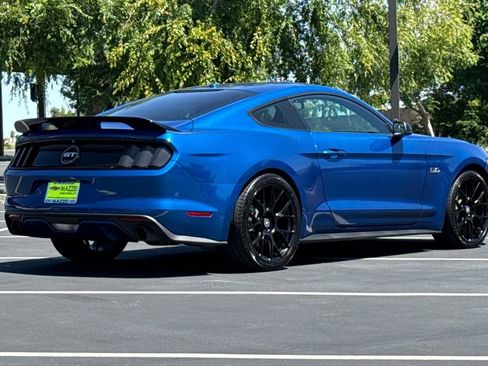 Used 2017 Ford Mustang GT Premium RWD image 11