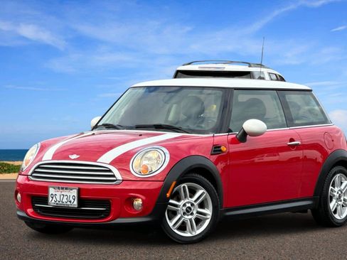 Used 2013 MINI Cooper Hardtop image 1