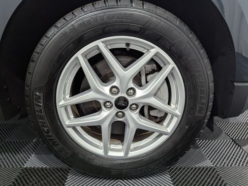 Used 2024 Ford Edge SEL w/ Convenience Package AWD/4WD image 6