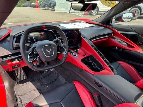Used 2023 Chevrolet Corvette Stingray Premium Conv w/ Z51 Performance Package RWD image 25