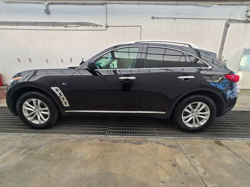 Used 2016 INFINITI QX70 AWD w/ Premium Package image 2
