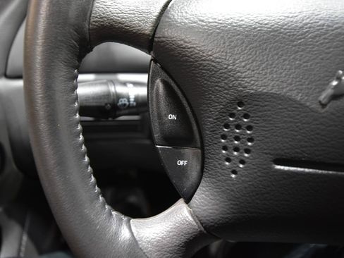 Used 2004 Ford Mustang Mach 1 RWD image 21