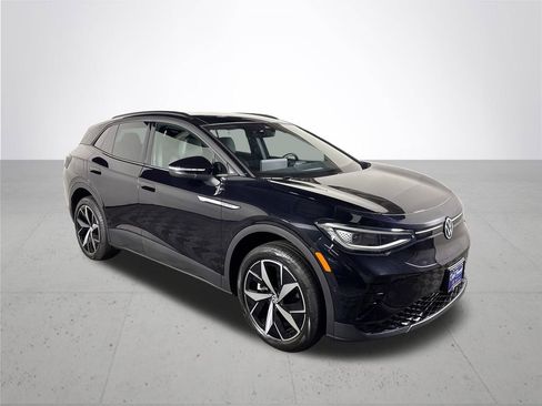 Used 2023 Volkswagen ID.4 Pro S image 4