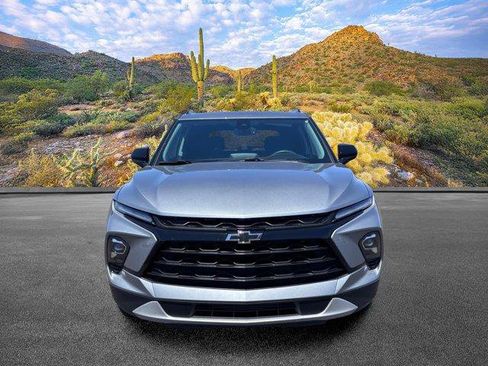 Used 2024 Chevrolet Blazer LT w/ Convenience Package FWD image 5