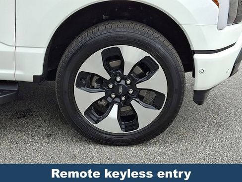 Used 2023 Ford F150 Lightning Platinum AWD/4WD image 10