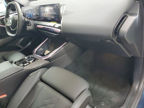 Used 2025 BMW X3 xDrive30i w/ Premium Package image 22