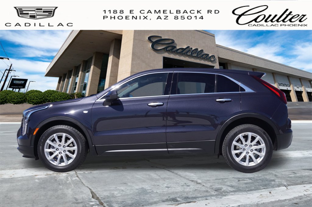 Used 2023 Cadillac XT4 Luxury FWD image 2