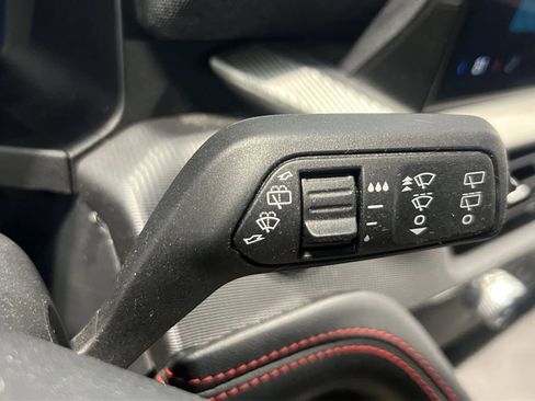 Used 2025 Ford Explorer ST-Line w/ ST-Line Street Pack AWD/4WD image 48