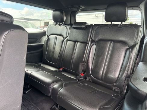 Used 2024 Jeep Wagoneer 4WD image 21