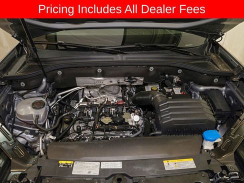 Used 2024 Volkswagen Atlas Cross Sport SE FWD image 21