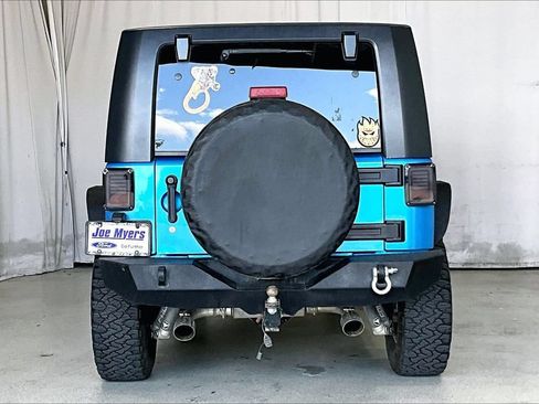 Used 2010 Jeep Wrangler Unlimited Sport AWD/4WD image 4