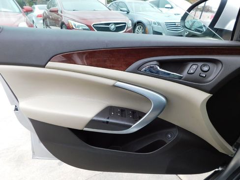 Used 2016 Buick Regal Premium image 31