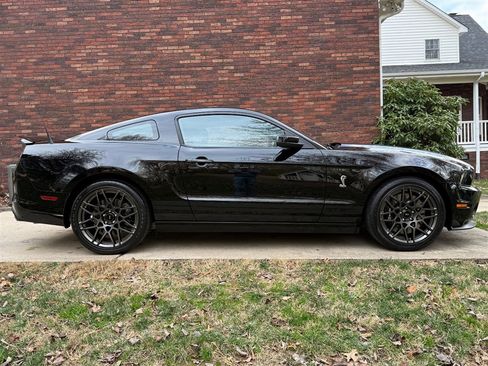 Used 2013 Ford Mustang Shelby GT500 image 44