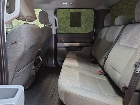 Used 2022 Ford F150 XLT w/ Equipment Group 302A High image 19