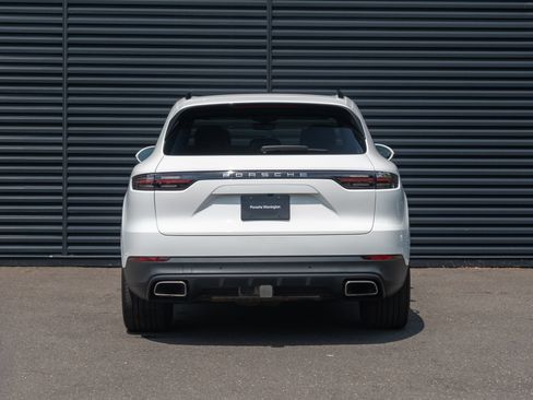 Certified 2023 Porsche Cayenne AWD/4WD image 7