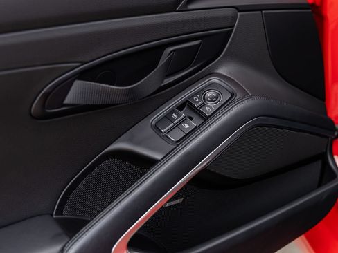 Certified 2019 Porsche 911 Carrera T RWD image 26