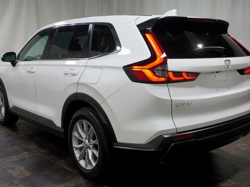 Used 2023 Honda CR-V EX image 8