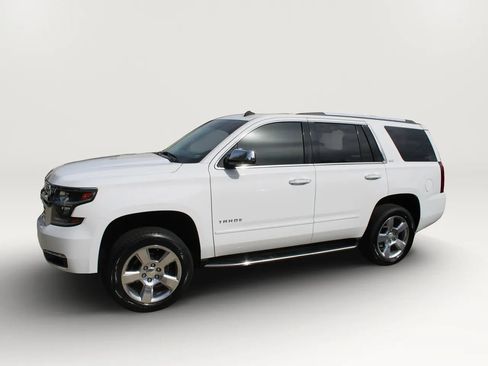 Used 2015 Chevrolet Tahoe LTZ AWD/4WD image 5