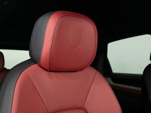 New 2026 Porsche Cayenne AWD/4WD image 36