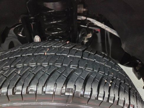 Used 2019 Ford F350 Limited AWD/4WD image 91