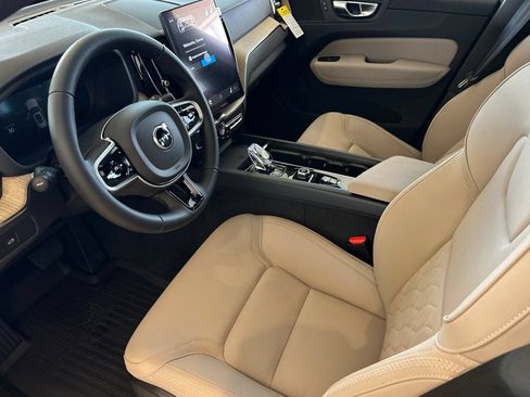 New 2026 Volvo XC60 B5 Plus w/ Protection Package Premier AWD/4WD image 10
