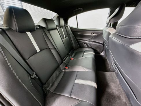 Used 2025 Toyota Camry SE FWD image 23