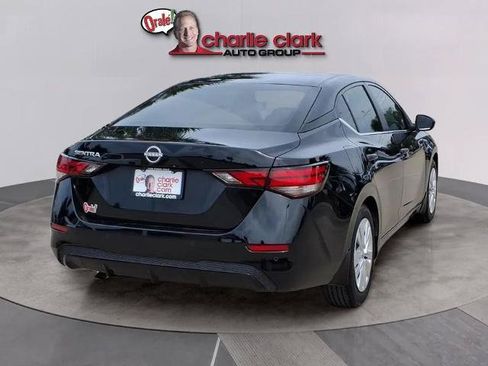 Certified 2025 Nissan Sentra S FWD image 5