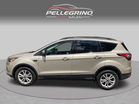 Used 2018 Ford Escape SEL AWD/4WD image 3