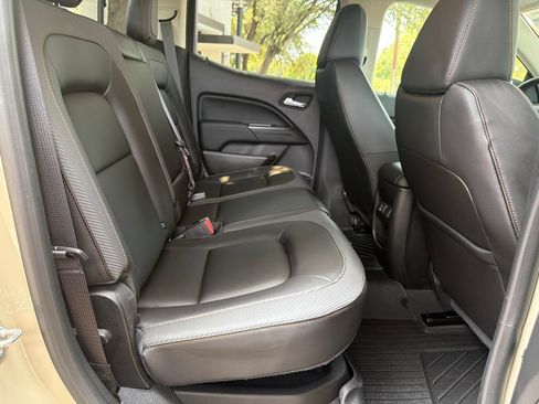 Used 2022 GMC Canyon AT4 AWD/4WD image 29