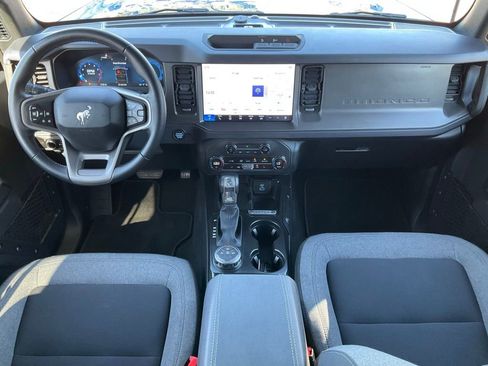 Used 2025 Ford Bronco Big Bend image 37