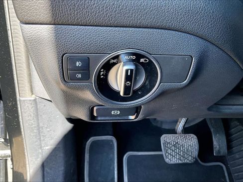 Used 2019 Mercedes-Benz GLA 250 image 31