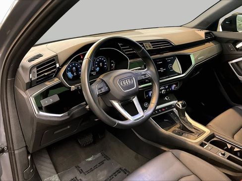Certified 2024 Audi Q3 2.0T Premium w/ Convenience Package AWD/4WD image 18