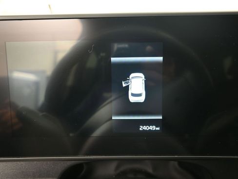 Used 2023 Kia Sportage EX FWD image 11