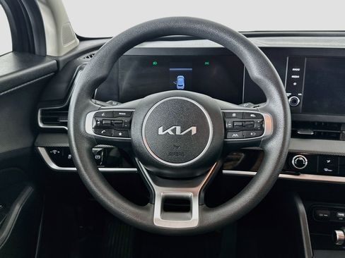 Used 2023 Kia Sportage LX AWD/4WD image 17