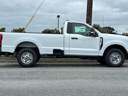New 2026 Ford F250 XL w/ XL Chrome Package image 6